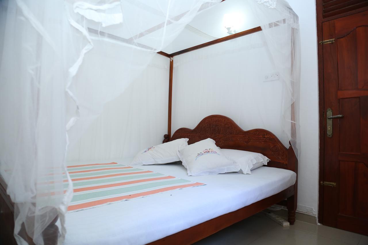 Gihan Guesthouse Mirissa Eksteriør billede