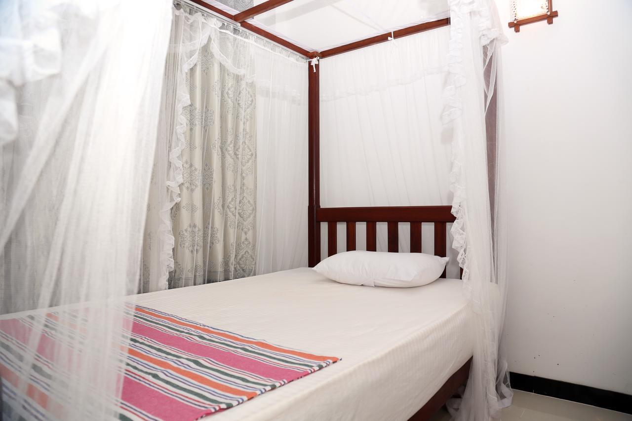 Gihan Guesthouse Mirissa Eksteriør billede